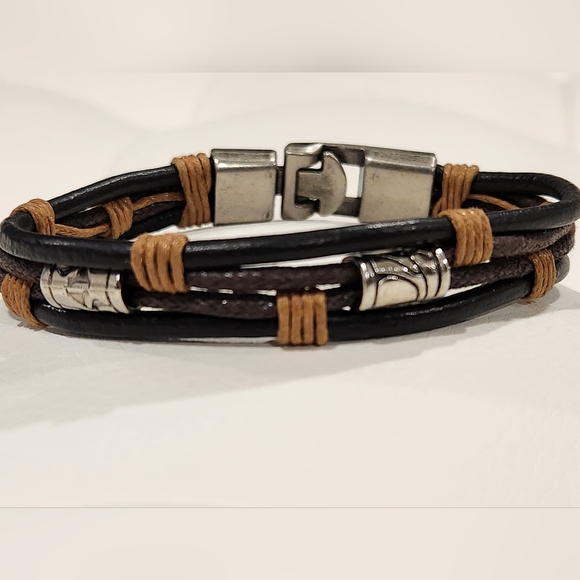 Vintage Leather Wrist Cuff Bangle, Black-brown Leather Bracelet - Picture 5 of 6